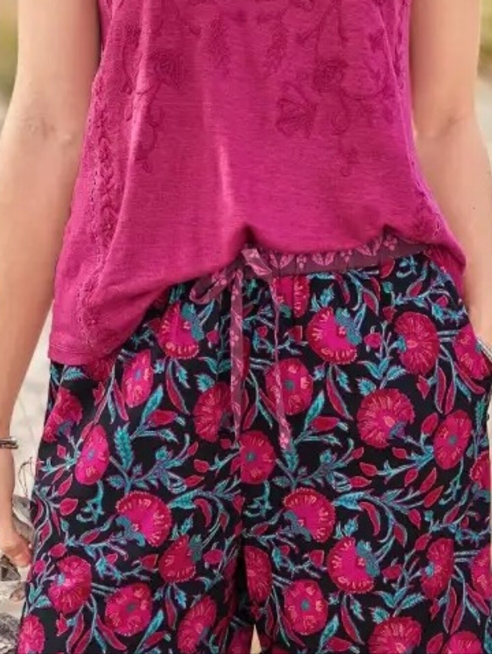 Sundance Leia II Shorts 100% Cotton Pink Floral Print Size XL